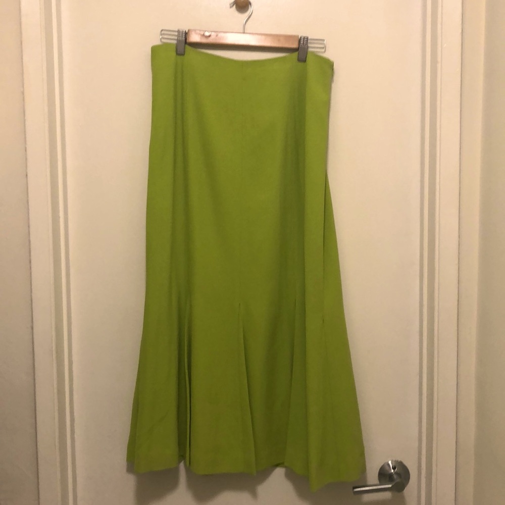 Exquisite Green Long Skirt